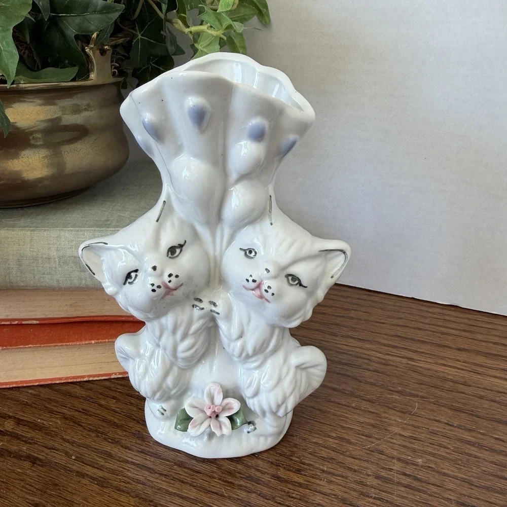 Vintage Sophia Ann Porcelain Double Cat Vase 7